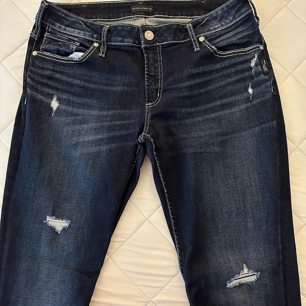 Silver boyfriend jeans. Excellent condition, Distressing shown in pictures.